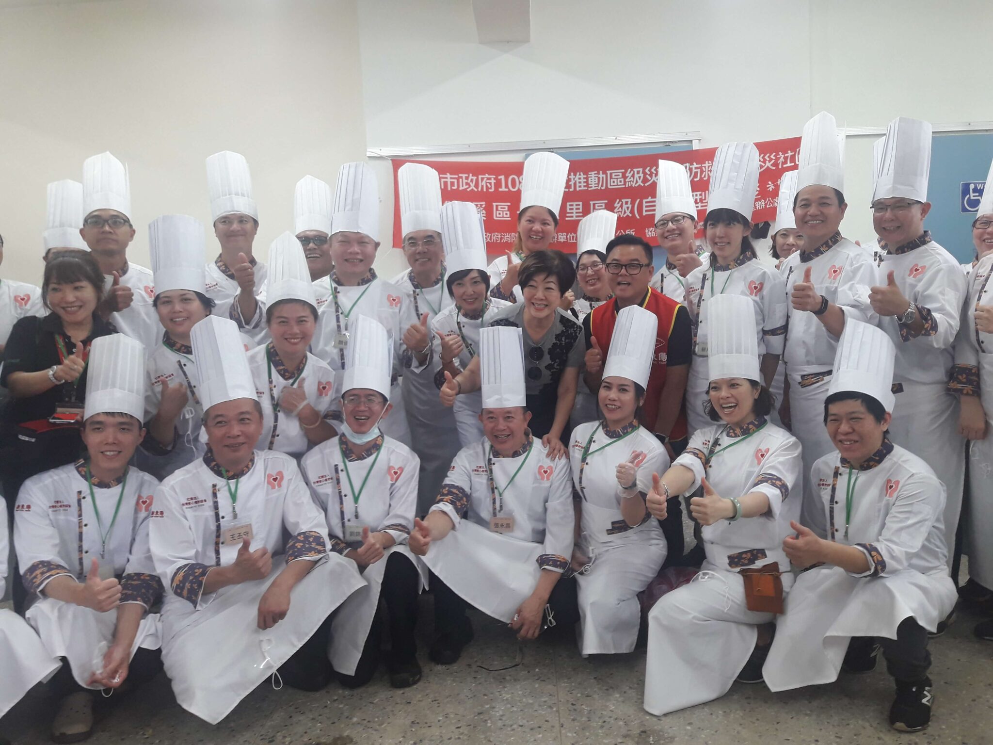 Sharing to Cherish Food: Free Catering Service at Shuangxi's Changyuan Community