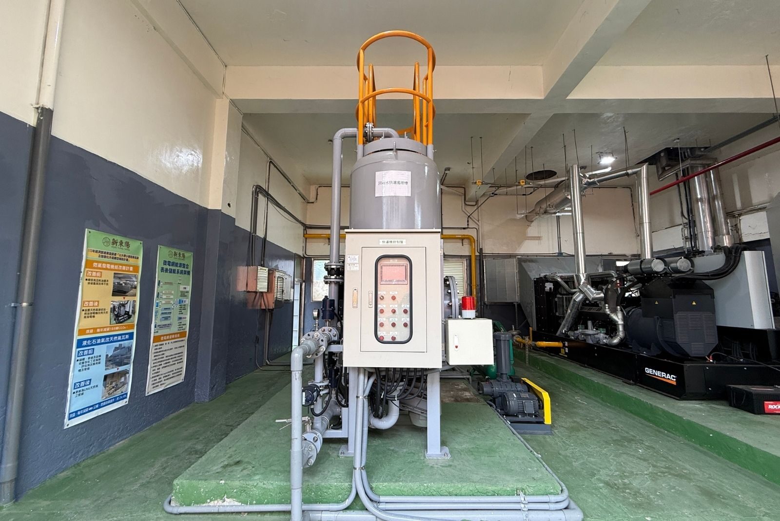 新東陽綠色工廠回收水快濾處理槽